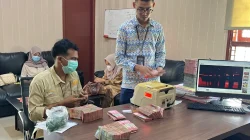 Kejari Bengkulu Dua Hari Berturut Panen Pengembalian Uang Korupsi Labkesda